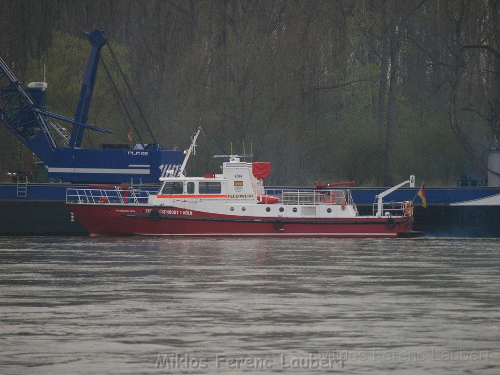 Loeschboot Branddirektor Hans   P077.JPG